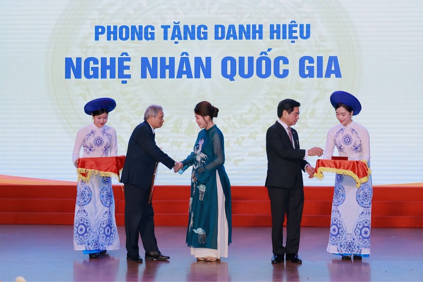ntk-linh-thao-su-menh-bao-ton-va-phat-trien-8-1755399258.jpg