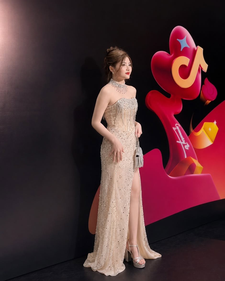 minh-hue-2-1786163131.jpg