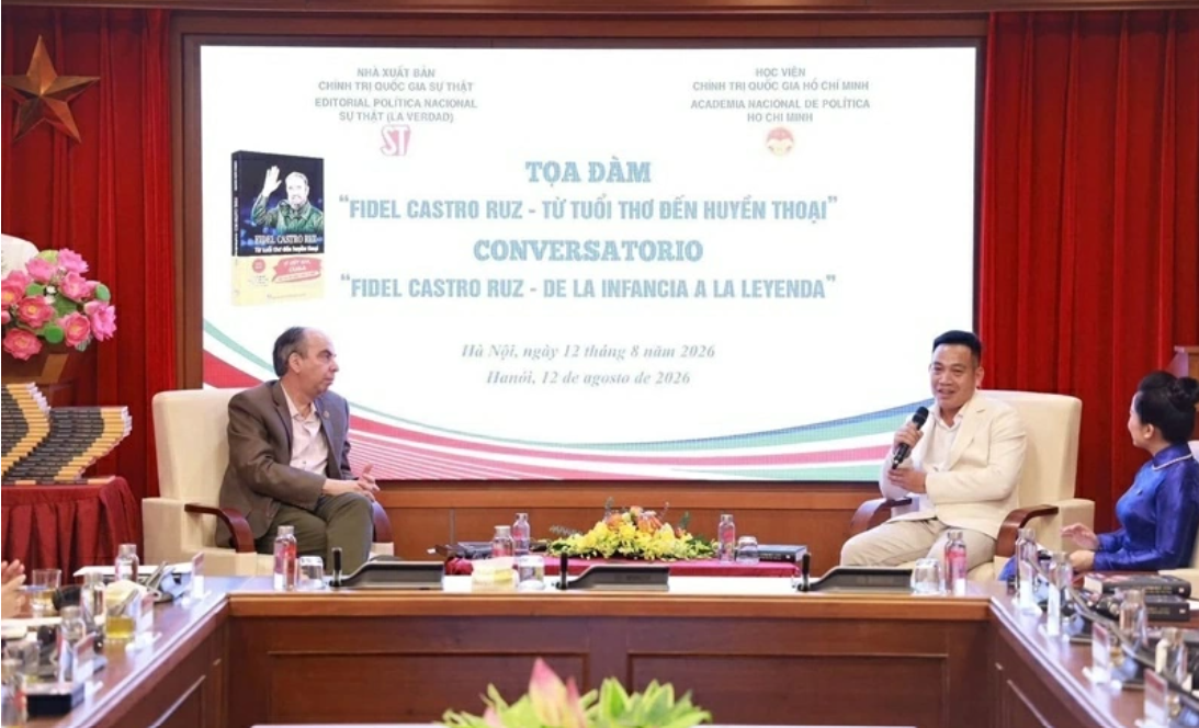 Nhà báo Vương Xuân Nguyên kể chuyện lịch sử qua tác phẩm Fidel Castro Ruz - Cuba trong trái tim nhân dân Việt Nam