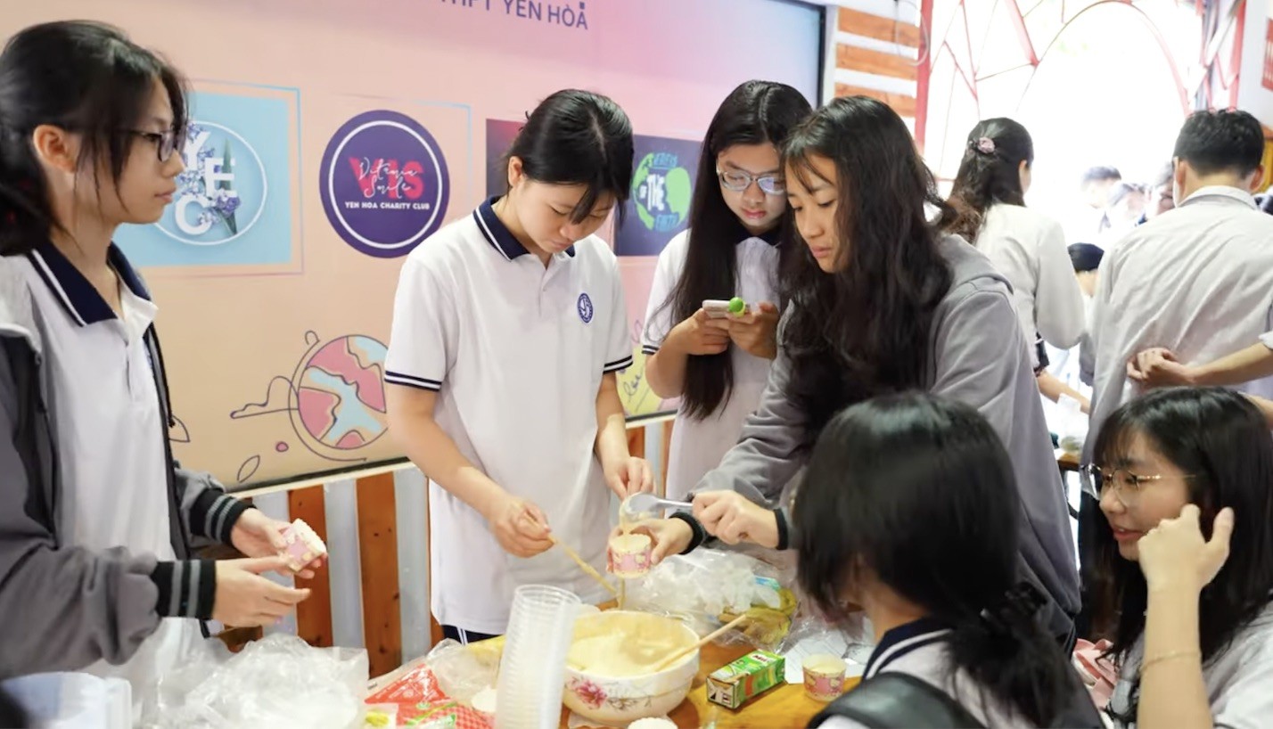 Viện Khoa học Giáo dục Toàn cầu tư vấn hướng nghiệp cho học sinh Trường THPT Yên Hoà