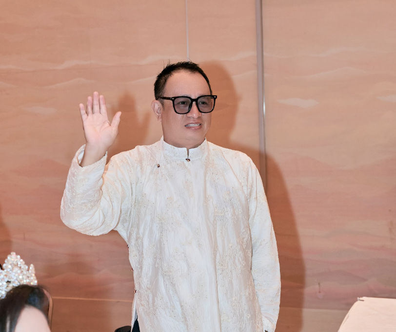 Nhà thiết kế Nguyễn Tuấn ghi dấu ấn tại Miss International All-Round Businesswoman 2026 với vai trò Nhà tài trợ và Ban giám khảo