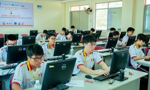 Hanwha Life tài trợ cuộc thi Olympic Tin học 2026, thúc đẩy phát triển AI tại Việt Nam