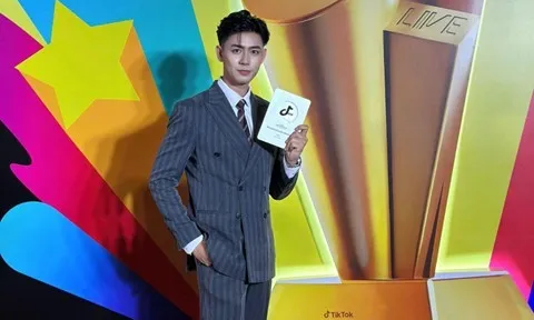 DƯƠNG HUỲNH ANH TỎA SÁNG TẠI TIKTOK LIVE FEST 2024 CÙNG DANH HIỆU TOP 1 GOLD LEAGUE VIETNAM CREATOR NETWORK