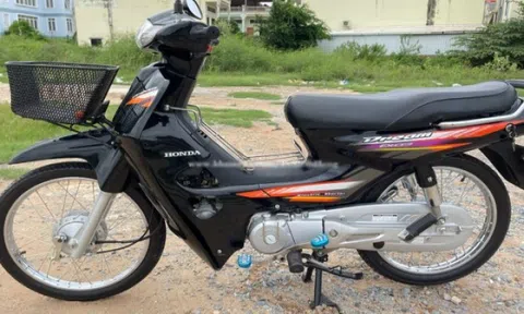 Honda Dream cũ hơn 20 năm, vẫn giữ giá vài nghìn đô