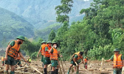 Vụ sạt lở đất khiến 57 người tử vong tại Làng Nủ: Còn 10 người mất tích