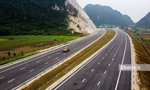 Từ 1/10, đường cao tốc phải có tối thiểu 4 làn xe, tốc độ tối đa 120km/h