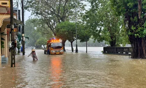 Thủ tướng chỉ đạo ứng phó với nguy cơ mưa lớn, ngập lụt