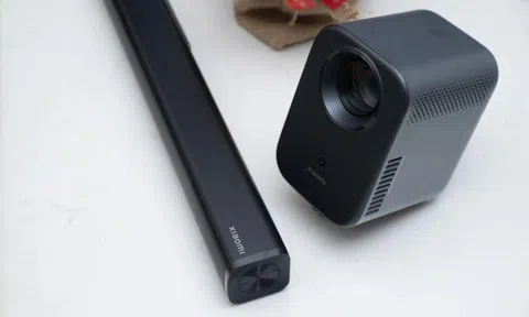 ‘Trợ thủ’ giải trí Xiaomi Soundbar 2.0ch và Xiaomi Smart Projector L1