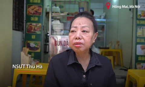 Nghệ sĩ Thu Hà bán bún đậu tìm vui