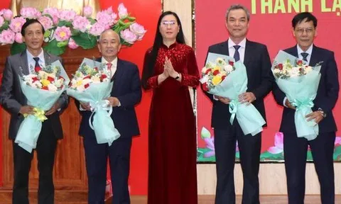 Nghỉ hưu trước tuổi, một cán bộ ở Quảng Ngãi nhận gần 2,8 tỷ đồng