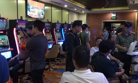 Cựu bí thư Thành ủy Hòa Bình và các con bạc đã đánh bạc hơn 2.600 tỉ đồng tại King Club