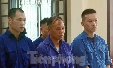 Giang hồ đất cảng Bình đen lĩnh án 12 năm tù Vì tội Giết người