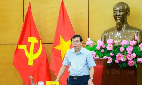 Lãnh đạo tỉnh Nghệ An: Tập huấn kỹ năng giải quyết TTHC cho cán bộ cấp xã theo hình thức 'cầm tay chỉ việc'