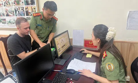 Hà Tĩnh triển khai cấp tài khoản định danh điện tử mức độ 2 cho người nước ngoài