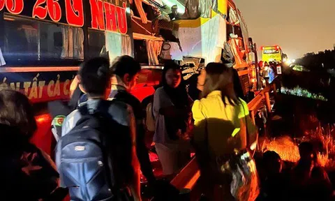 Phụ xe kể lại giây phút khi tai nạn xảy ra khiến 3 người tử vong trên cao tốc Vĩnh Hảo – Phan Thiết