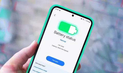 Điện thoại Samsung có tuổi thọ pin gấp đôi iPhone
