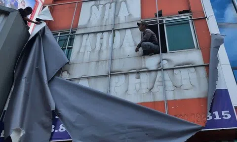 Một phường ở TP HCM mở chiến dịch 30 ngày đêm "Đi từng ngõ, gõ từng nhà - mở lối thoát, gỡ hiểm họa"