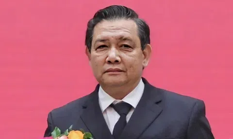 Cựu Phó chánh án TAND Cấp cao tại Đà Nẵng Phạm Tấn Hoàng bị cáo buộc liên quan 2 vụ nhận hối lộ