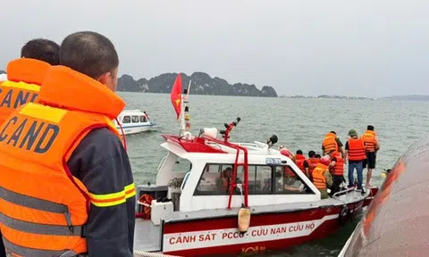 Tìm thấy nạn nhân thứ 39 trong vụ lật tàu du lịch trên vịnh Hạ Long