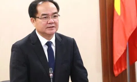 Thủ tướng bổ nhiệm lại Thứ trưởng Bộ Nội vụ