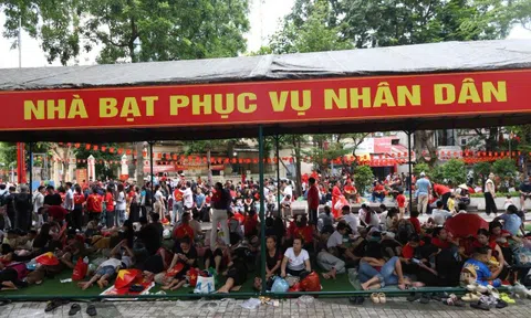 Hà Nội dựng 10 nhà bạt dã chiến phục vụ người dân xem diễu binh, diễu hành