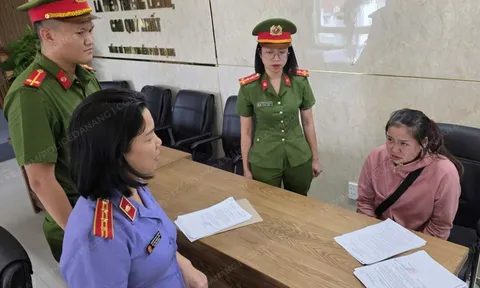 Bắt tạm giam nhân viên Phạm Thị Thanh Duyên