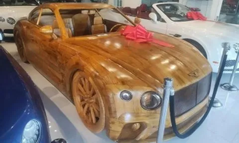 Giật mình trước giá bán tiền tỷ của xe sang Bentley Continental GT làm bằng gỗ