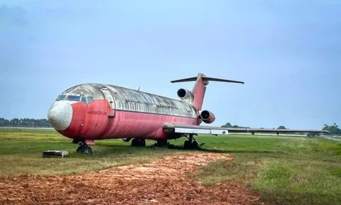 Định đoạt số phận chiếc Boeing bị 'bỏ rơi' 18 năm ở sân bay Nội Bài