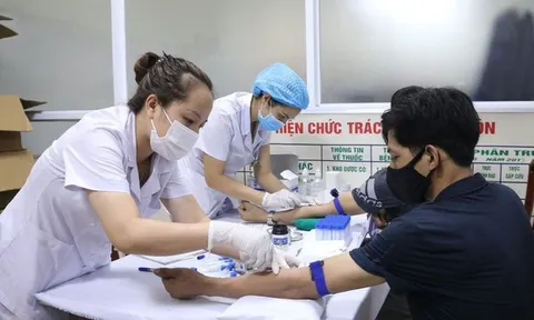 Quy định mới nhất về trợ cấp ốm đau cho người lao động, ai cũng nên biết