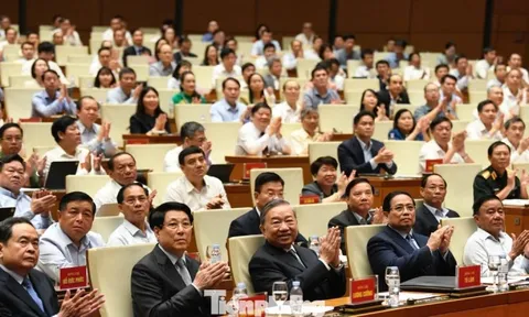 Bộ Chính trị quy định các chức danh lãnh đạo chủ chốt và lãnh đạo cấp cao của Đảng và Nhà nước