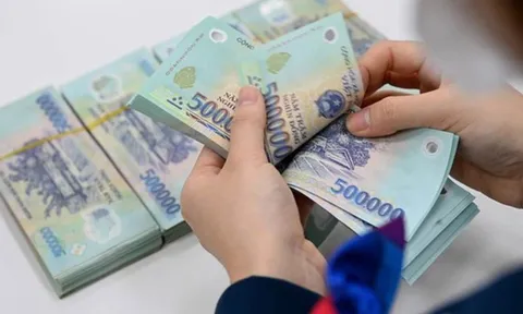 Đề xuất người lao động làm việc không quá 8 giờ/ngày, hưởng 300% lương dịp lễ, Tết