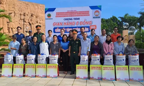 Trung đoàn Gia Định: Gắn kết tình quân - dân với "Gian hàng 0 đồng"