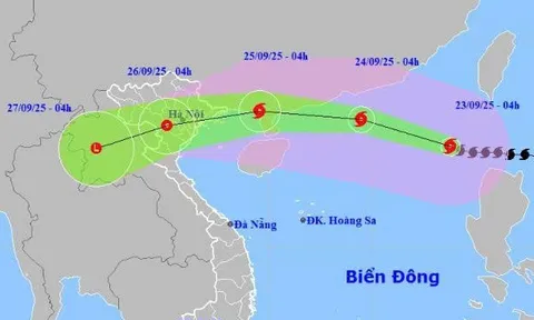 Siêu bão Ragasa vào Biển Đông, giật trên cấp 17