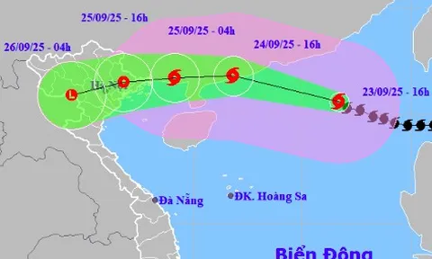 Thủ tướng yêu cầu ứng phó siêu bão số 9 Ragasa ở mức cao nhất