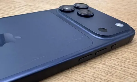 iPhone 17 dễ trầy?