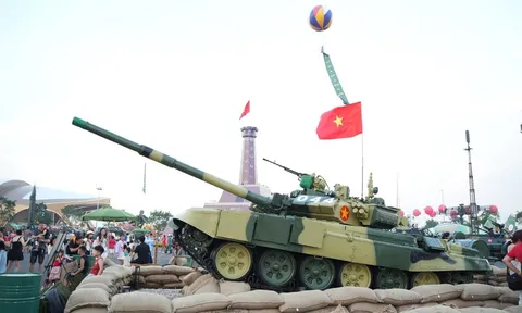Nhiệm vụ đặc biệt từ Bộ Quốc phòng: Xe thiết giáp và xe tăng bơi "made by Vietnam" phiên bản mới sắp ra mắt?