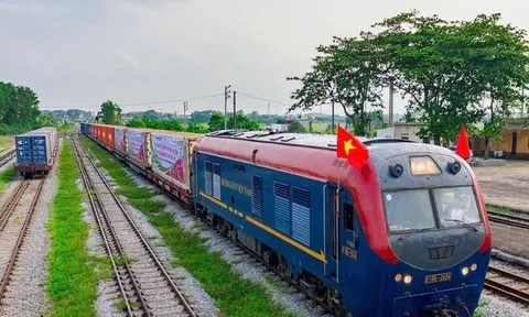 Khi nào đầu tư tuyến đường sắt Hải Phòng - Hạ Long - Móng Cái và kết nối với Trung Quốc?