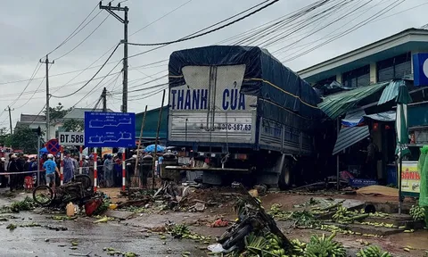 Vụ xe tải lao vào chợ, 3 người chết: Lời khai bất ngờ của tài xế
