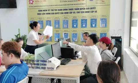 Người dân đến xã phường ở Đà Nẵng làm việc được phục vụ đồ ăn nhẹ, Wifi, nước uống miễn phí