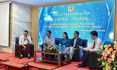 Công an Hà Nội gặp gỡ văn nghệ sĩ tiêu biểu Thủ đô