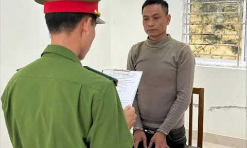 Thi hành lệnh bắt tạm giam Đỗ Chát