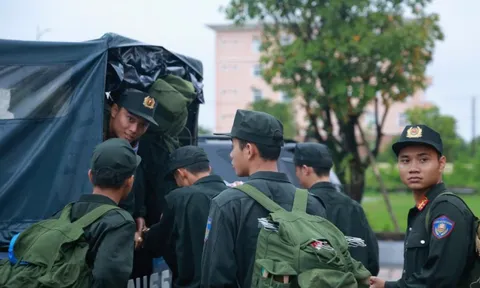 104 cán bộ, chiến sĩ lên đường làm nhiệm vụ đặc biệt tại Huế