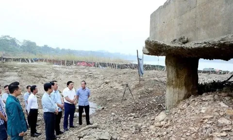 Thực hư thông tin cấm lưu thông qua cầu Sông Lô