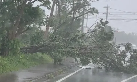 Bão số 13 có thể giật cấp 17 hoặc hơn nữa sẽ đổ bộ trực tiếp vào những tỉnh, thành nào?