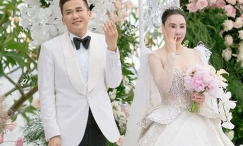 Hồ Quỳnh Hương 45 tuổi lên xe hoa và loạt sao Việt kết hôn năm 2025