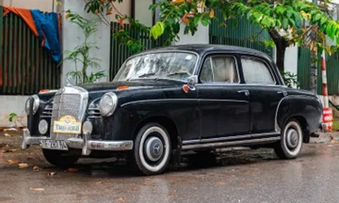 Mercedes-Benz Ponton 67 tuổi của chủ xe Sài Gòn mỗi lần bảo dưỡng tốn 200 triệu