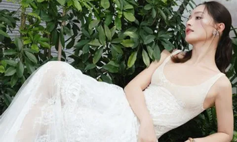 MC Trấn Thành khác lạ không nhận ra, diễn viên Lan Phương tung ảnh gợi cảm