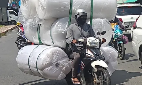 Hiểm họa từ xe chở hàng cồng kềnh