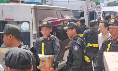 Công an thu giữ nhiều tài liệu từ khám xét Thẩm mỹ viện Mailisa TPHCM