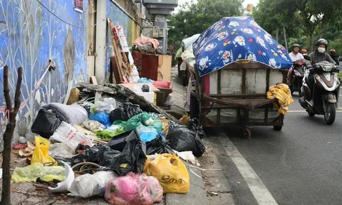 Bãi rác Đa Phước đổi giờ tiếp nhận, TP HCM có nguy cơ tồn rác